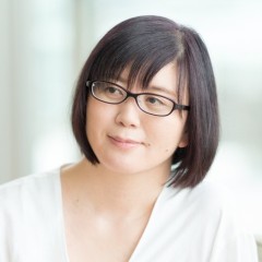 石井 千湖 / CHIKO ISHII